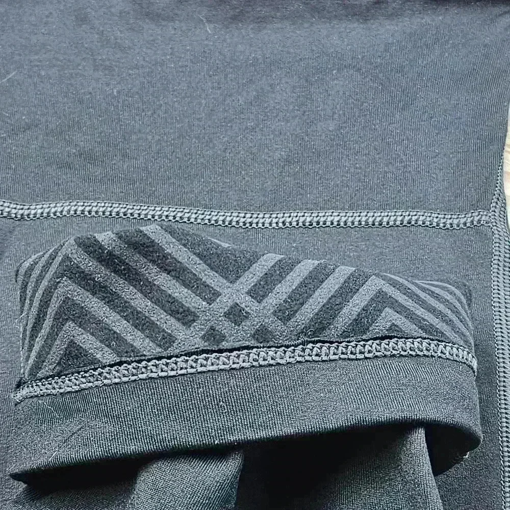 Layer 8 Kwick-Heat Kwick-Dry 11 L8 Defend leggings Black print # L64465 XL